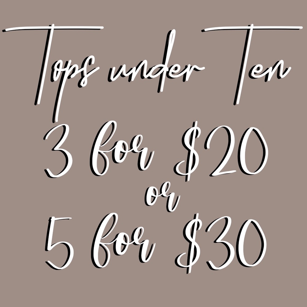 🖤 BUNDLE DISCOUNT ON TOPS 🖤